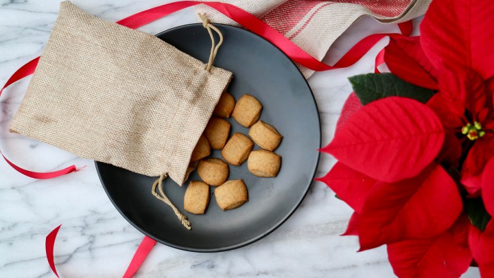 Danish peppernuts (Pebernødder)