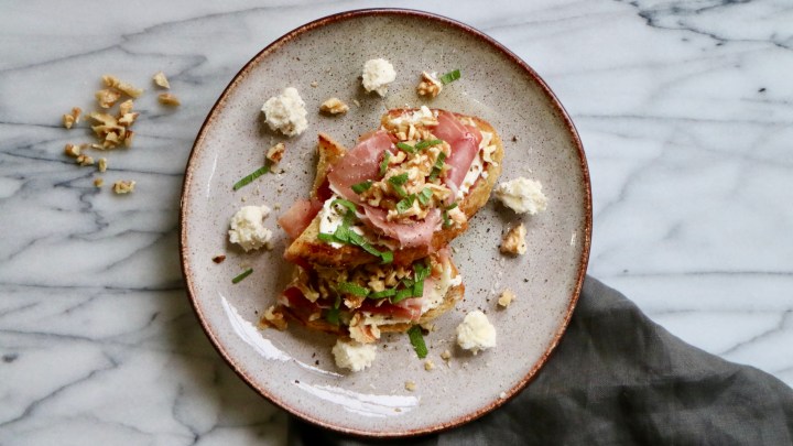 Sourdough toast with prosciutto and black pepper&nbsp;mascarpone