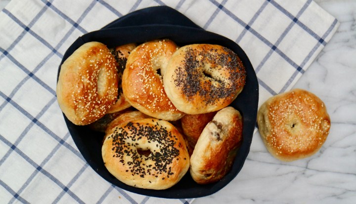Bagels with cinnamon raisins, sesame and poppy&nbsp;seeds