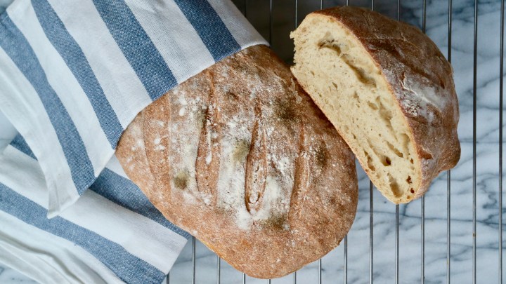 Sourdough bread (without&nbsp;yeast)